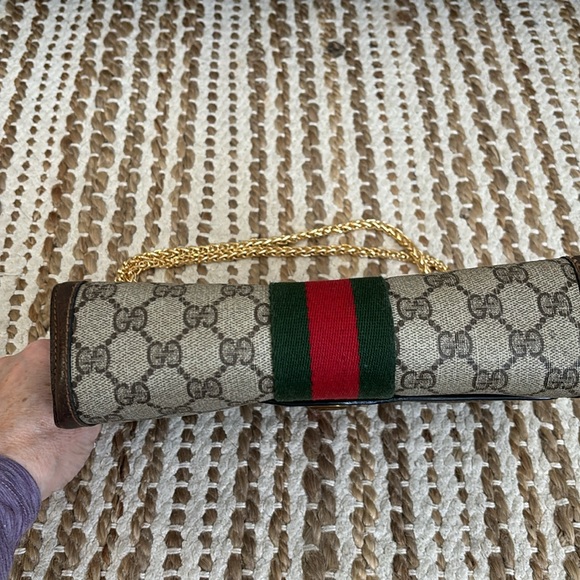 Authentic Gucci Ophidia GG Clutch in Good Condition - Picture 7 of 16